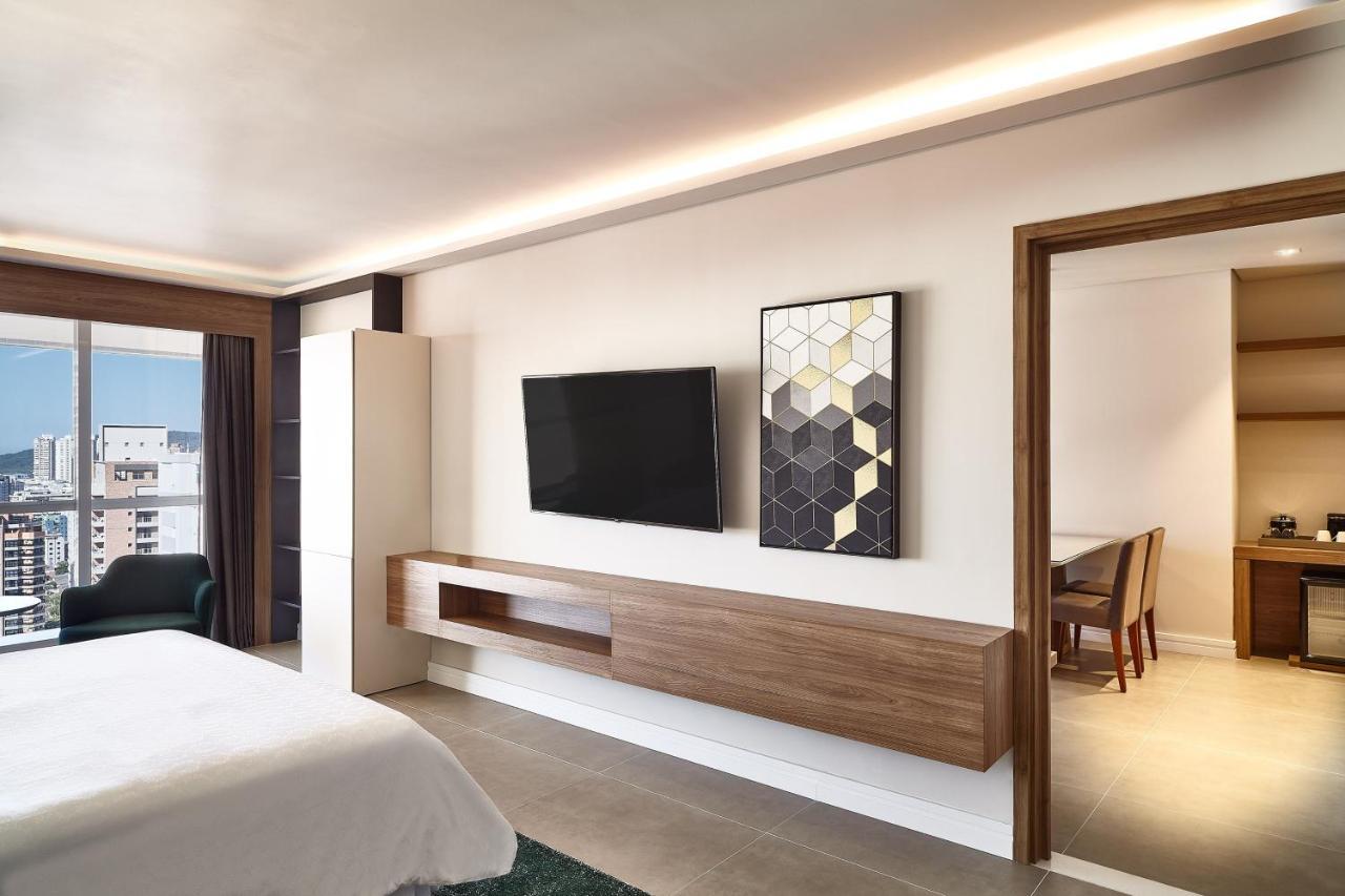 喜来登桑托斯酒店 外观 照片 A room at the hotel