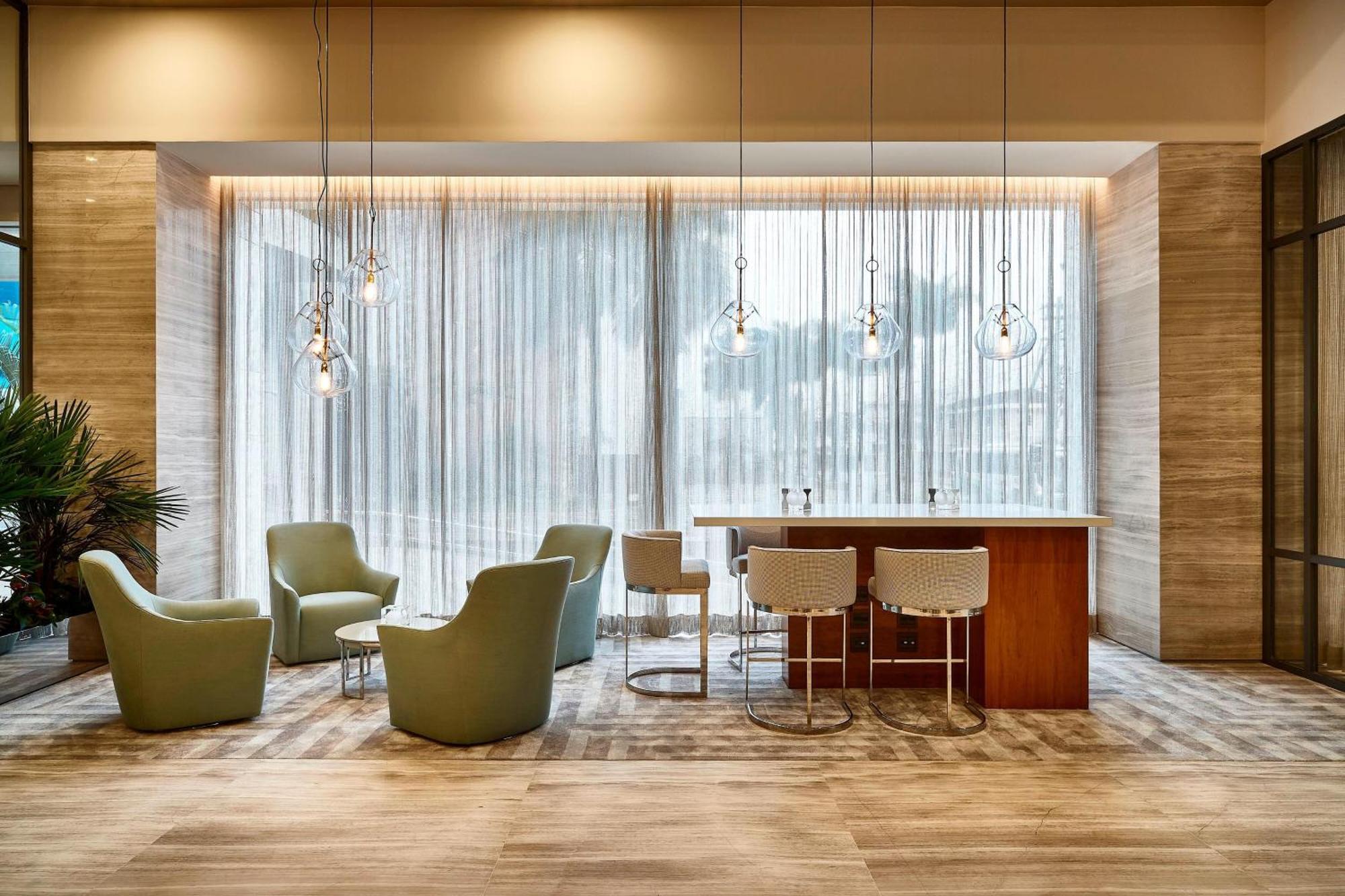 喜来登桑托斯酒店 外观 照片 The lounge at the airport