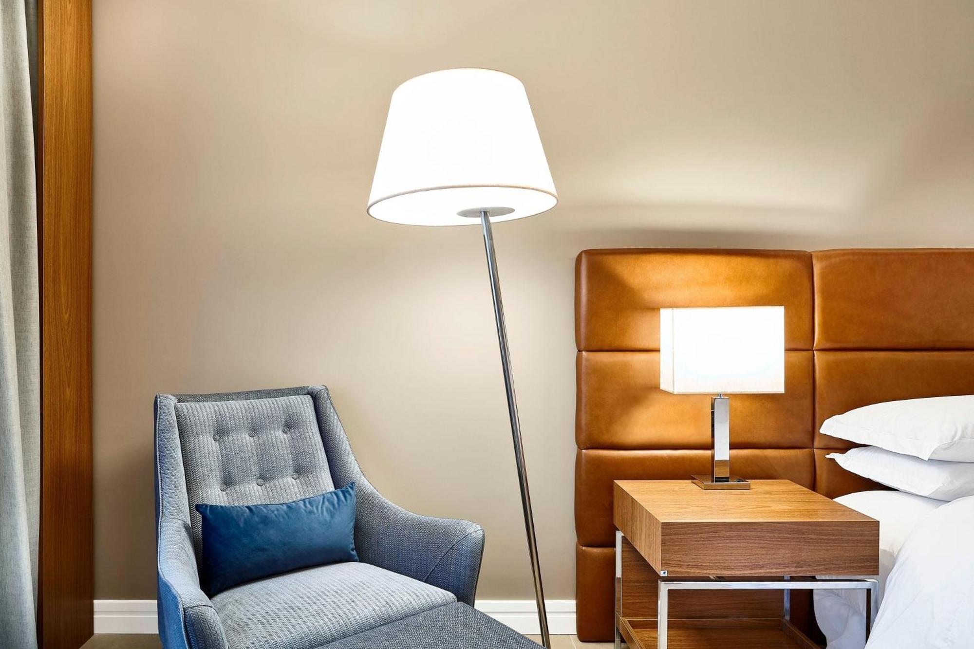 喜来登桑托斯酒店 外观 照片 Floor lamp